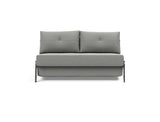 Cubed 140 Chrom sovesofa i 853 Mahoga Dove Grey, set forfra