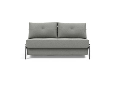 Cubed 140 Chrom sovesofa i 853 Mahoga Dove Grey, set forfra