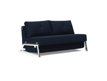 Cubed 140 Chrom sovesofa i 528 Mixed Dance Blue, set skråt forfra