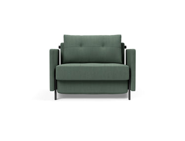 Cubed 90 stol med armlæn i 518 Elegance Green, set forfra