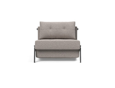 Cubed 90 Chrome stol i 321 Corocco Warm Grey, set forfra