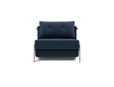 Cubed 90 Chrome stol i 414 Esina Indigo Blue, set forfra
