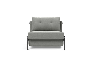 Cubed 90 Chrome stol i 853 Mahoga Dove Grey, set forfra