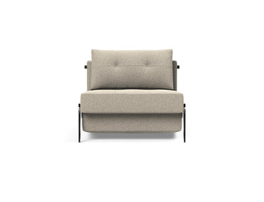 Cubed 90 Alu stol i 539 Bouclé Beige, set forfra
