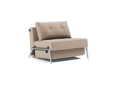 Cubed 90 Alu stol i 417 Esina Mocha, set skråt forfra