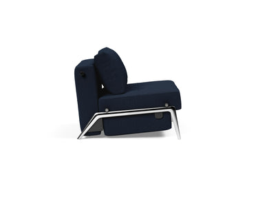 Cubed 90 Alu stol i 528 Mixed Dance Blue, set fra siden