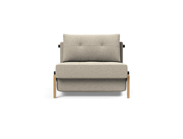 Cubed 90 Wood stol i 539 Bouclé Beige, set forfra