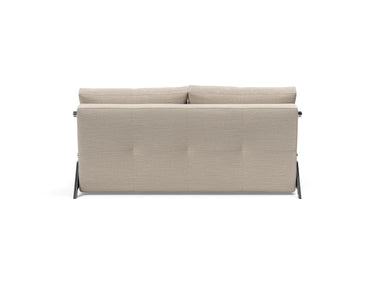 Cubed 160 Chrome sovesofa i 612 Blida Sand Grey, set bagfra