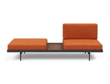 Puri daybed med valnøddebord i 412 Esina Rust Orange, set forfra