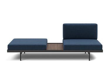 Puri daybed med valnøddebord i 414 Esina Indigo Blue, set forfra