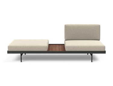 Puri daybed med valnøddebord i 539 Bouclé Beige, set forfra