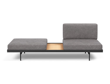 Puri daybed med egetræsbord i 282 Avella Warm Grey, set forfra