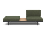 Puri daybed med egetræsbord i 353 Taura Forest, set forfra