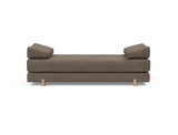 Sigmund Drip daybed i 411 Esina Cedar Brown, set bagfra