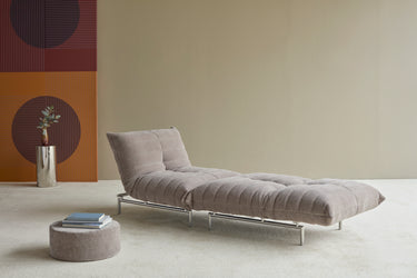 Mikunjo stol i 418 Esina Truffle i en stue, billede 2