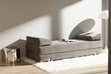 Sigmund Drip daybed i 411 Esina Cedar Brown i en stue, billede 2