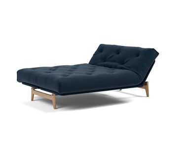 Aslak 140 sovesofa med Classic madras i 528 Mixed Dance Blue, med hovedenden hævet