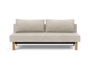 Sly Wood sovesofa i 280 Avella Sand, set forfra