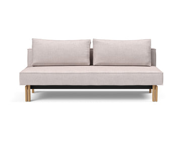 Sly Wood sovesofa i 300 Weda Sand, set forfra