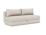 Osvald sovesofa i 470 Yuveno Natural, set skråt forfra