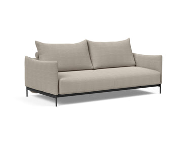 Malloy sovesofa i 579 Kenya Gravel, set skråt forfra