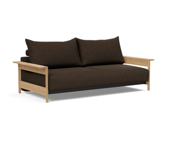 Malloy Wood sovesofa i 358 Taura Chocco, set skråt forfra