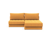 Akello sovesofa med chaiselong i 536 Bouclé Ochre, set forfra