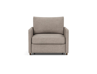 Neah stol med slim armlæn i 472 Yuveno Warm Grey, set forfra