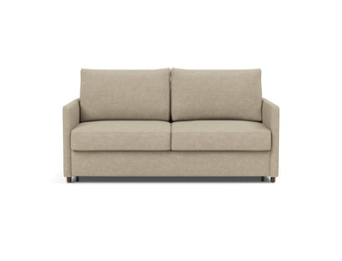 Neah 160 sovesofa med slim armlæn i 356 Taura Sand, set forfra