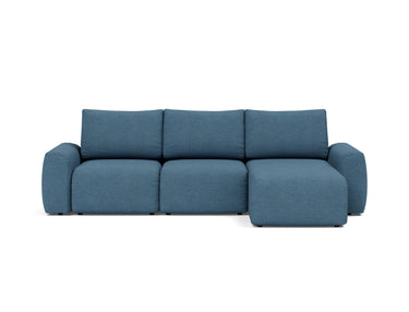 Norum sovesofa med chaiselong og Chunky armlæn i 302 Weda Blue, set forfra