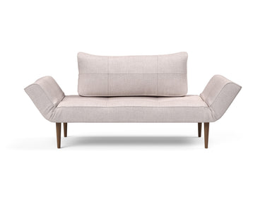 Zeal Styletto daybed i 300 Weda Sand, set forfra