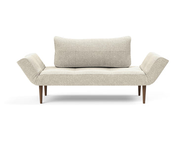 Zeal Styletto daybed i 357 Taura Off White, set forfra