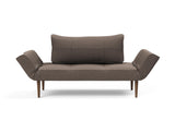 Zeal Styletto daybed i 530 Bouclé Taupe, set forfra