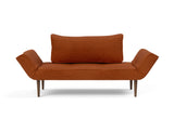 Zeal Styletto daybed i 595 Corduroy Burnt Orange, set forfra