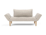 Zeal Bow daybed i 280 Avella Sand, set forfra