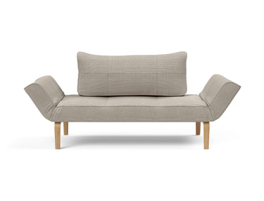 Zeal Bow daybed i 579 Kenya Gravel, set forfra