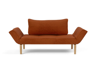 Zeal Bow daybed i 595 Corduroy Burnt Orange, set forfra