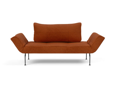 Zeal Laser daybed i 595 Corduroy Burnt Orange, set forfra