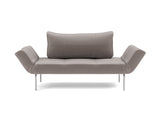 Zeal Straw daybed i 418 Esina Truffle, set forfra