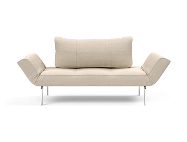 Zeal Straw daybed i 586 Phobos Latte, set forfra