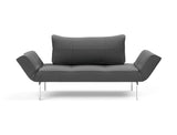 Zeal Straw daybed i 852 Mahoga Seal Grey, set forfra
