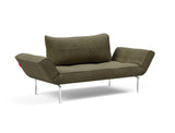 Zeal Straw daybed i 316 Cordufine Pine Green, set skråt forfra