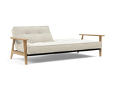Splitback Frej sovesofa i 357 Taura Off White, med den ene ryghalvdel lagt ned