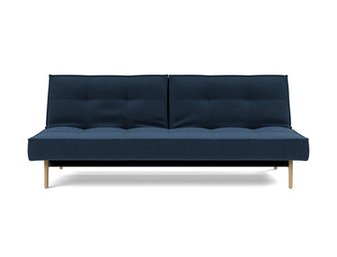 Splitback Eik sovesofa i 414 Esina Indigo Blue, set forfra