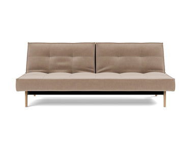 Splitback Eik sovesofa i 417 Esina Mocha, set forfra