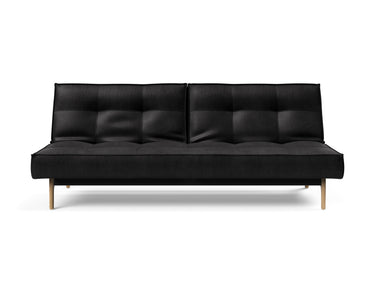 Splitback Eik sovesofa i 550 Faunal Black, set forfra