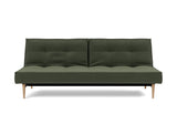 Splitback Styletto Light Wood sovesofa i 413 Esina Olive Green, set forfra