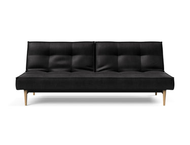 Splitback Styletto Light Wood sovesofa i 550 Faunal Black, set forfra