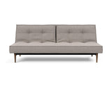 Splitback Styletto Dark Wood sovesofa i 321 Corocco Warm Grey, set forfra