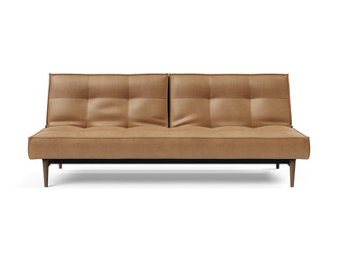 Splitback Styletto Dark Wood sovesofa i 551 Faunal Brown, set forfra